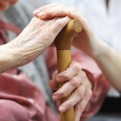 Idősek Otthona ápoló és gondozói munkakörbe munkatársat keres Versegyházon