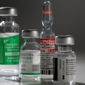 Három (négy) vélemény a harmadik vakcina beadásáról. Mi lenne, ha egyszer a szakemberek megegyeznének?