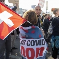 Svájcban népszavazás dönt a Covid-szigorítások eltörléséről 