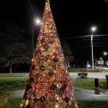 5 méter magas karácsonyfát horgoltak Mezőkovácsházán